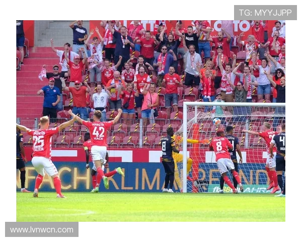 美因茨新赛季表现分析:能否突破保级困境值得关注 美因茨新赛季表现分析:能否突破保级困境值得关注