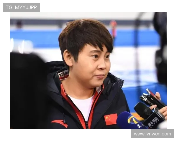 王濛训练完顺手买个包，教练在后面追着喊别超预算